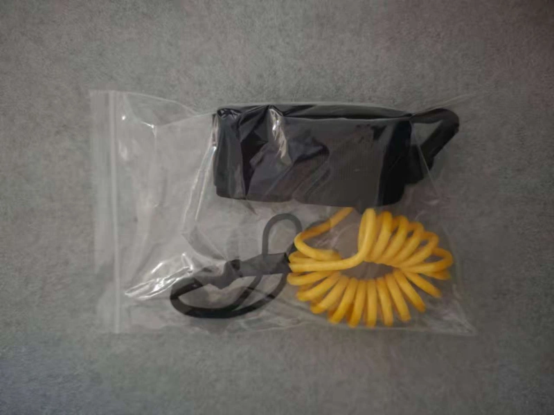 Leash Swivel Detail